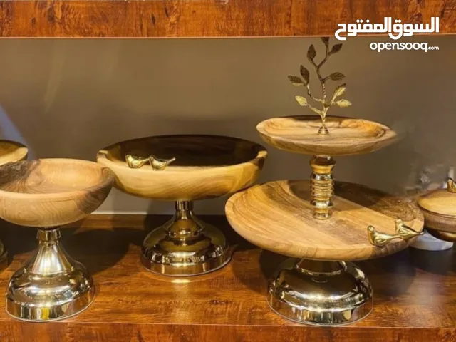 أطباق خشبية