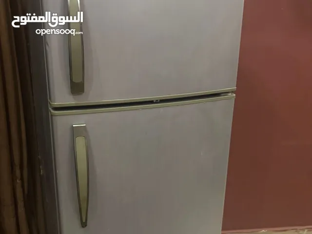 للبيع ثلاجه بحاله الوكاله