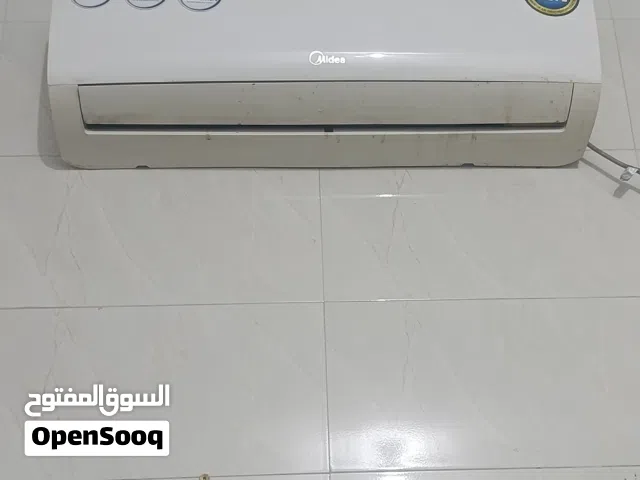 4 Midea air conditioners 4 مكيفات هواء من ميديا