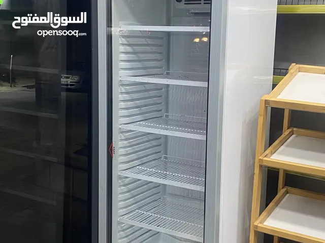 ثلاجة عرض مشروبات