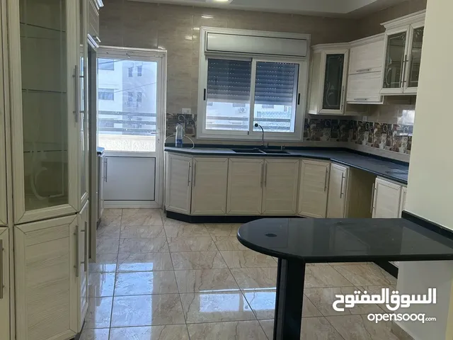 160 m2 4 Bedrooms Apartments for Rent in Zarqa Al Zarqa Al Jadeedeh