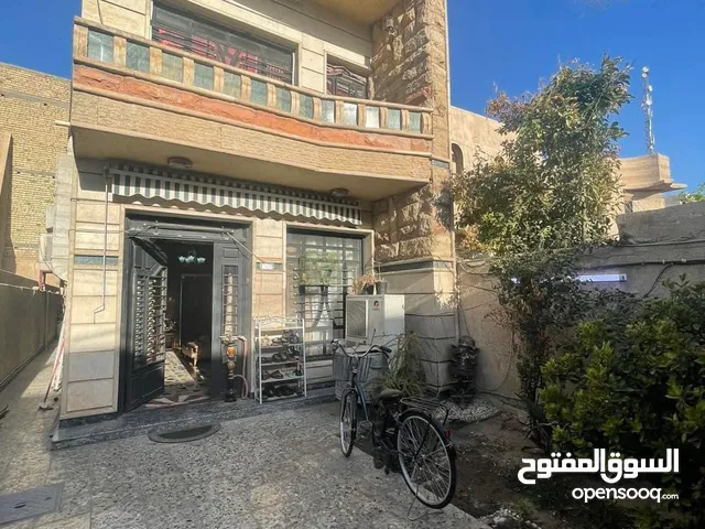 للبيع في السيدية 110 م واجهة 5.5 كلاسك نظيف جداً موقع مميز حصراً لدى الاعتماد الهندسي للعقار