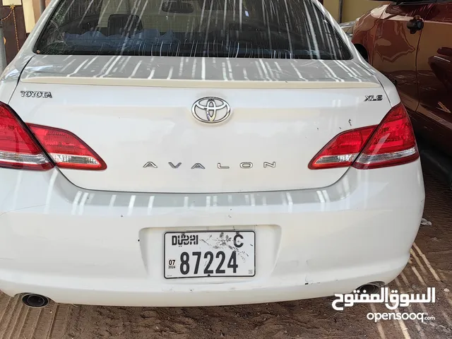 افلون للبيع 2006 نظيف جدا ارقام لامارات