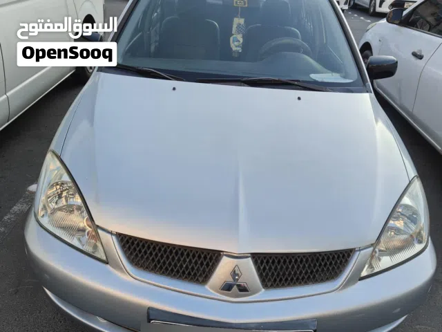 2007 ميتسوبيشي لانسر Standard