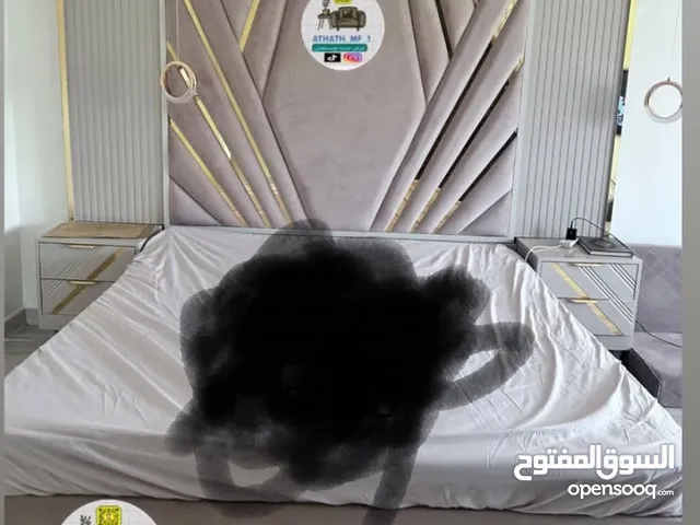 للبيع سرير مع 2 كوميدين استعمال اسبوعين فقط