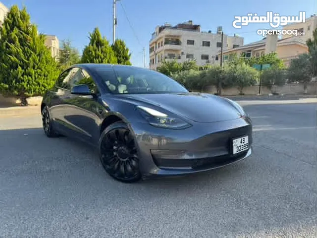 Tesla model 3 long range Dual Motor 2021 7 جيد