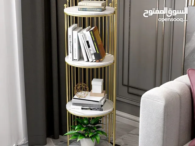رف ملكي بخشب مطلي رخامي ملوكي ابيض اربع طوابق قطعة واحدة بتصميم فاخر