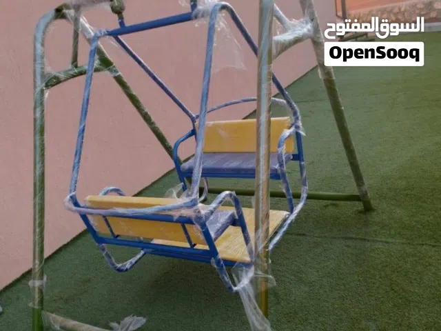 مرجوحة اطفال كبينتين مقابلات بعض بتوسع اربع اطفال