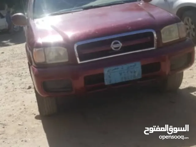 Used Nissan Pathfinder in Taiz
