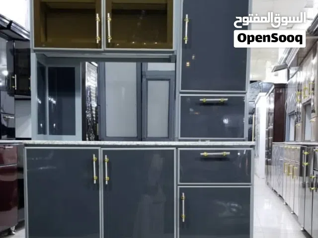 دولاب مطابخ المنيوم  حديثيه متر وعشرين  ثلاثه دور وجميع التشكيلات والالوان ولوازم
