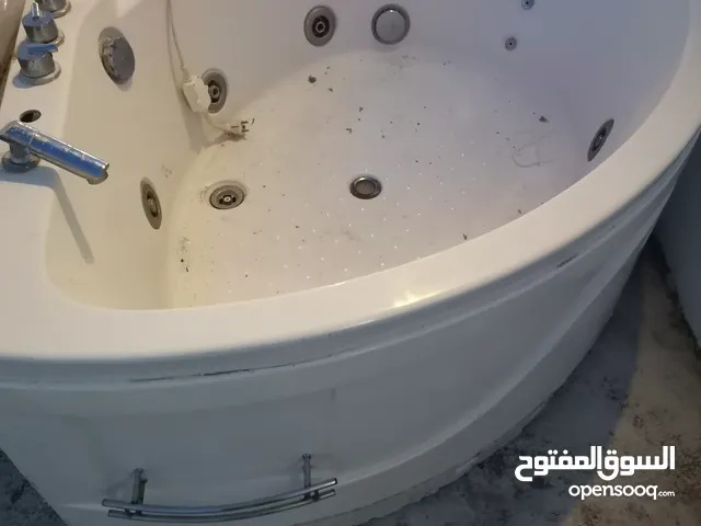 للبيع حوض استحمام (جاكوزي)
