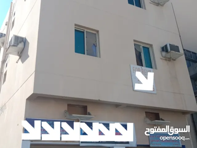 للايجار محل في الرفاع الشرقي