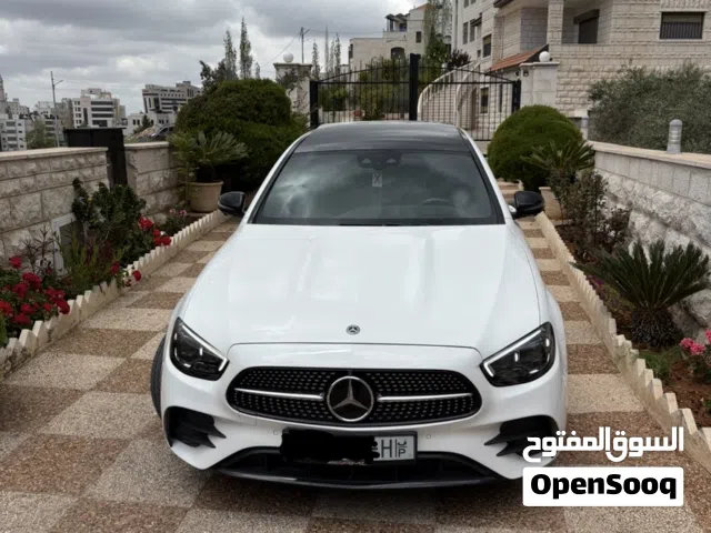2021 مرسيدس بنز الفئة-E E 300
