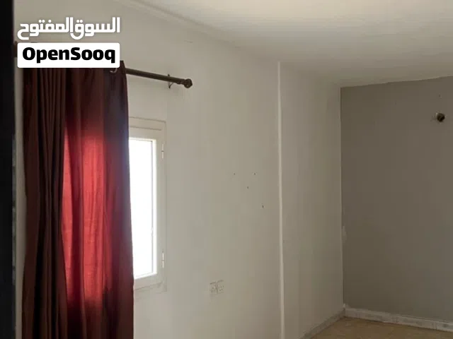 استراحه للايجار سعر 1200+عموله  مطلوب عائله اجنبيه راس ورويس