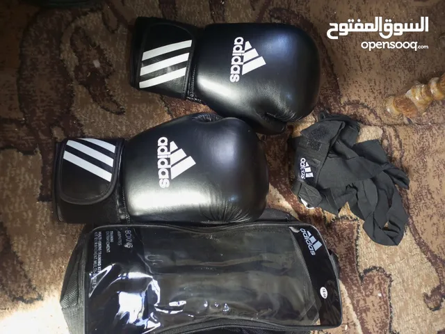 كفوف ملاكمه نوع adidas  الاصلي + قم + باندج