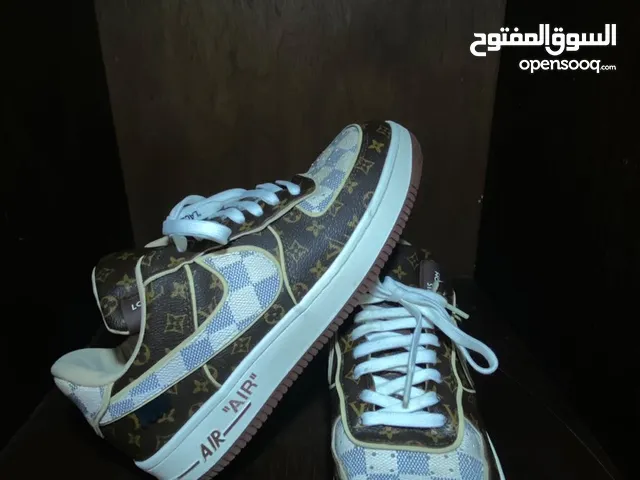 Shoes لويس فويتن الأصلي