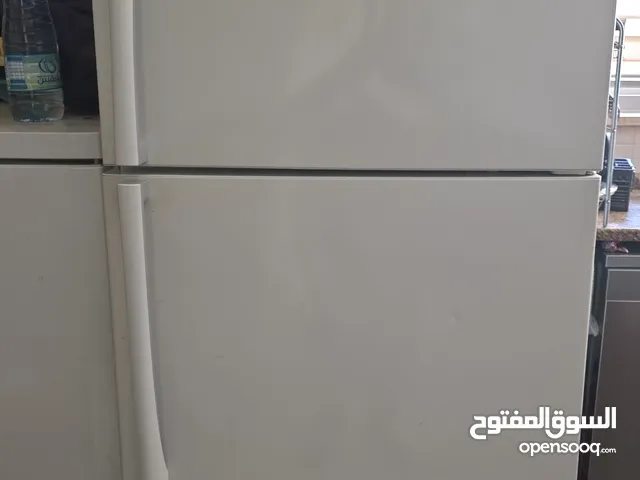 ثلاجة LG بحالة جيدة جدا للبيع