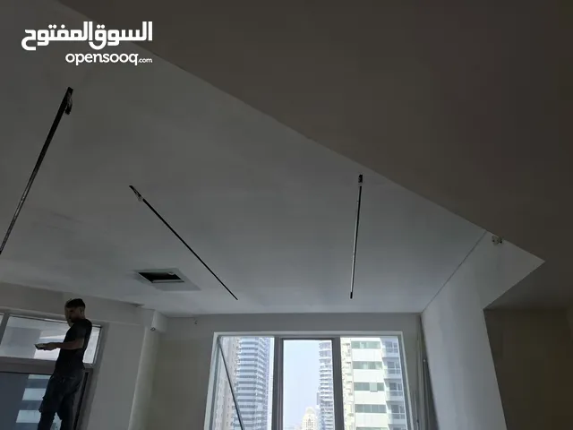 شاب يعمل في الصيانة متاح بعد الساعه 7 مساء ويوم الاحد فقط باسعار رمزية تواجد دبي