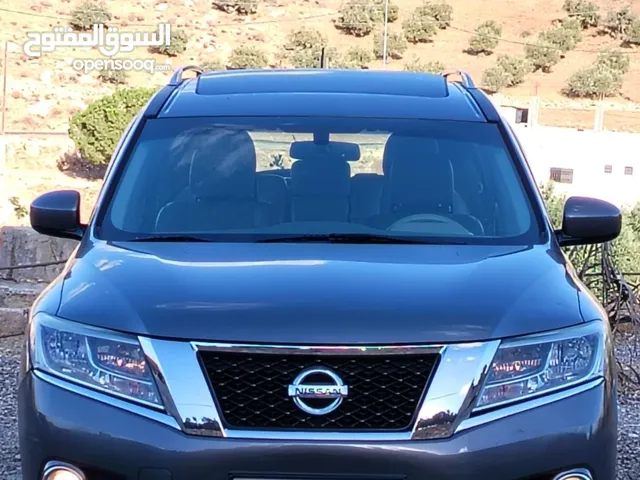 Used Nissan Pathfinder in Amman