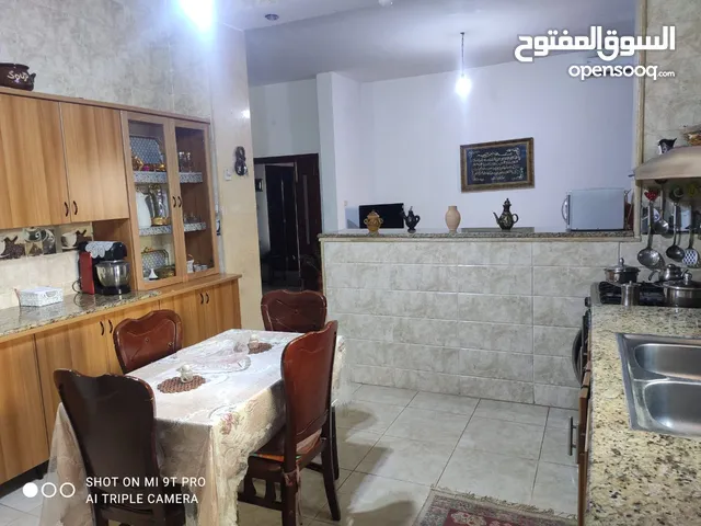 400 m2 More than 6 bedrooms Villa for Sale in Tripoli Ain Zara