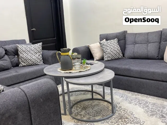 طقم تفصيلةبحال الوكالة ما عليه اي استخدام