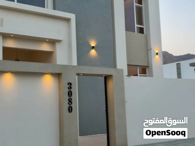 325 m2 5 Bedrooms Villa for Sale in Muscat Amerat