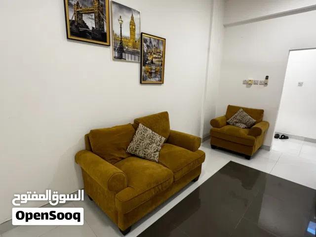 83 m2 1 Bedroom Apartments for Rent in Muscat Amerat