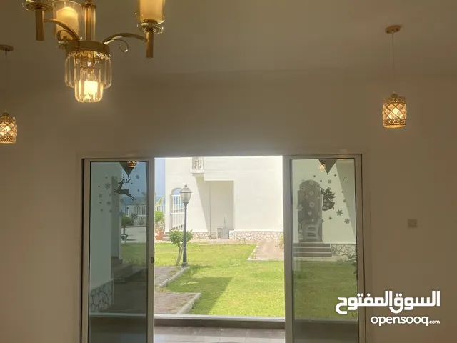 300 m2 3 Bedrooms Villa for Rent in Muscat Azaiba