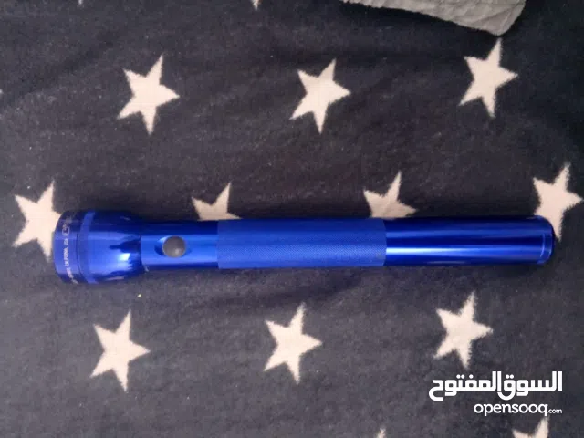 كشاف ماج لايت (Mag-lite) أصلي أمريكي - لون مميز وبحالة الوكالة