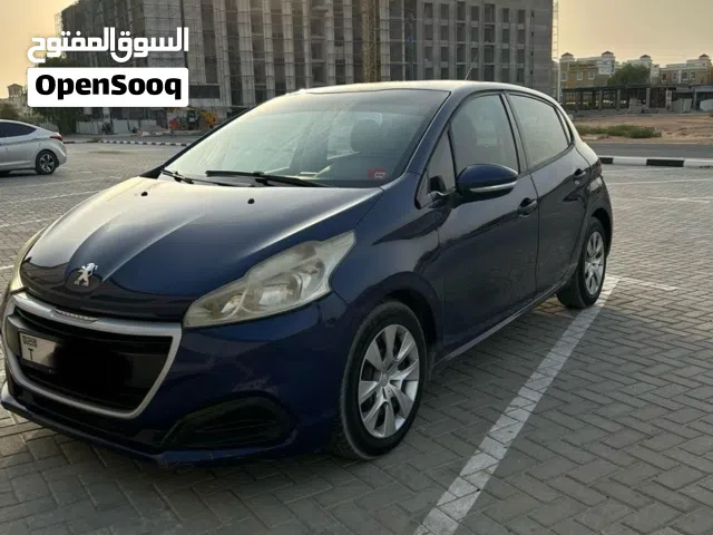 بيجو 208 خليجي 2016 سيارة نظيفه