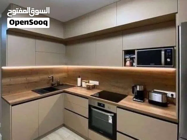 مختص فك وتركيب وصيانة جميع انواع المطابخ والديكورات وفك وصيانة جميع انواع الاتات المنزليه 56543