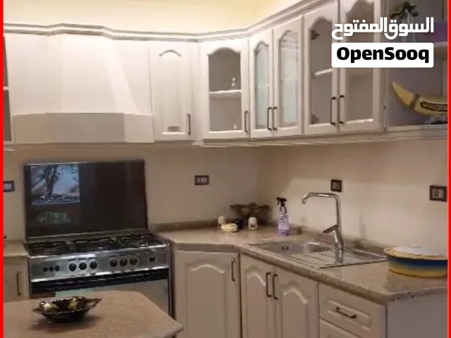 للإيجار استوديو مفروش جديد بالكامل من المالك مباشرة بالجاردنز قرب سوق شاكر