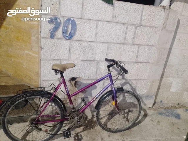 بسكليت ياباني للبيع يحتاج الى صيانة خفيفة جدا