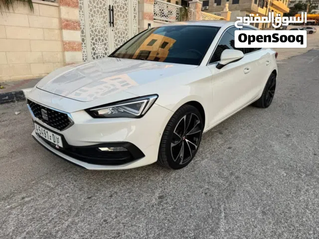 سيات ليون اكسلنص