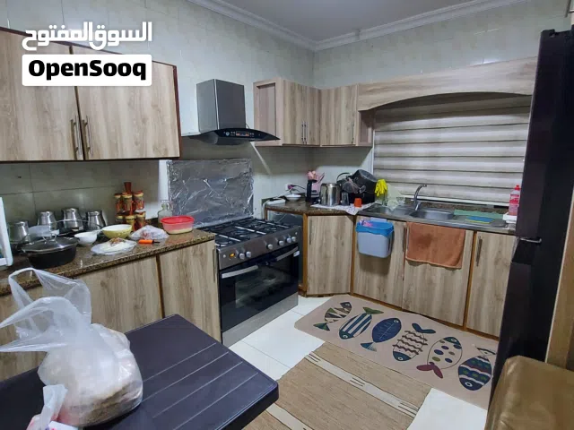 شقة طابق اول للبيع ضاحيه الاقصى