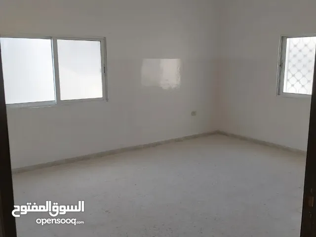80 m2 2 Bedrooms Apartments for Rent in Zarqa Hay Al-Rasheed - Rusaifah