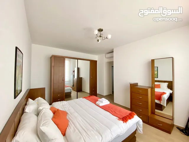 135 m2 5 Bedrooms Apartments for Sale in Beirut Hamra