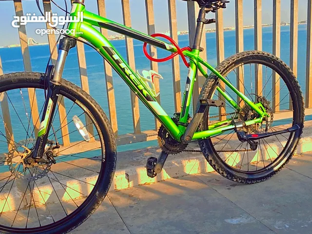 ORIGINAL TREK CYCLE FOR SALE WHEELS SIZE 26 JUST BUY AND USE READY FOR USE .()