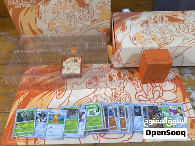 بطاقات بوكيمون سنة (2023)وساحة قتال وحافظات وحقيبة لحفظ الباقات حزمة اصادر خاص نادر