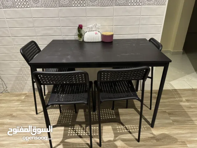 Dining table طاوله طعام من ايكيا