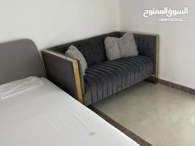 استديو مفروشه في مدينة خليفه