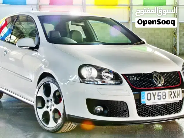 مطلوب اغراض سيارة جولف gti موديل 2009