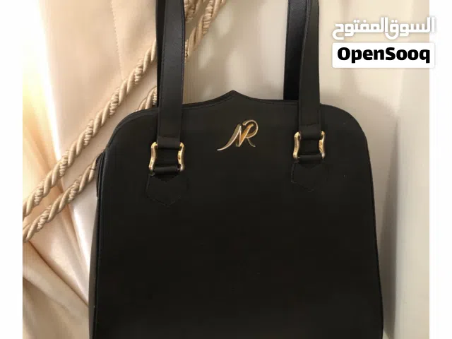 شنطة نينا ريتشي و شنطة Dkny