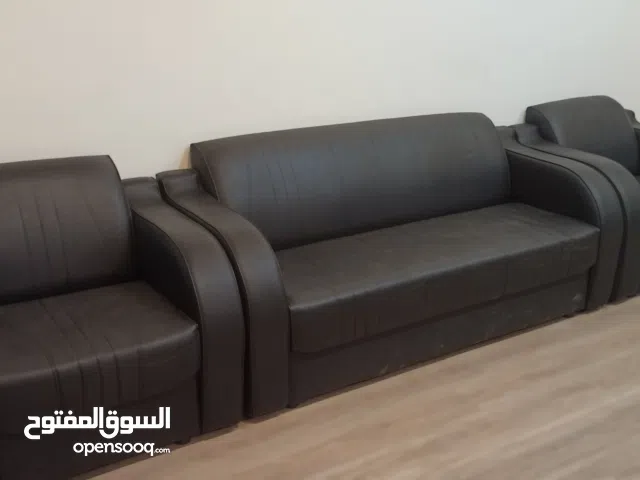 كنب مكتبي جلد أمريكي فاخر مقاوم للماء – تفصيل حسب الطلب بجميع المقاسات