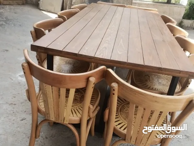 كراسي وطاولات وللحدائق والقهاوي والمطاعم والمطبخ وكافيهات وبنشات حسب الطلب مقهى قهوه