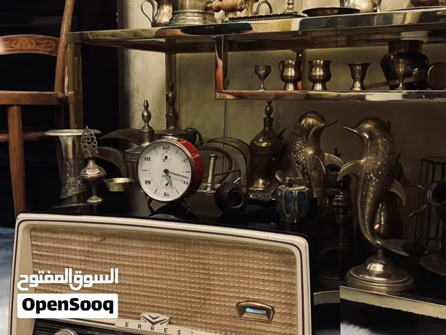 راديو كلاسيكي قديم من ماركة ERRES