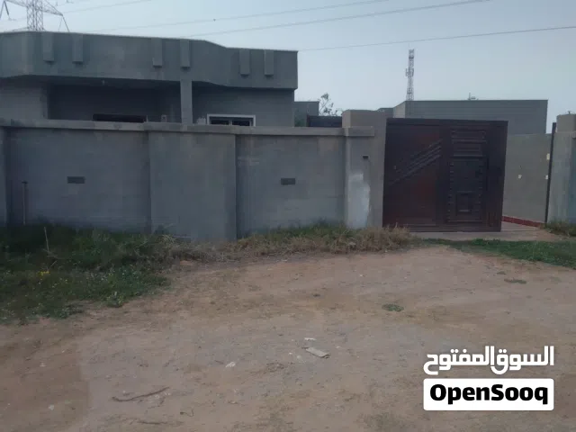 150 m2 2 Bedrooms Townhouse for Rent in Tripoli Janzour