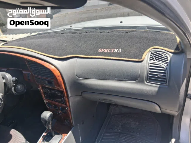 2001 Kia Spectra