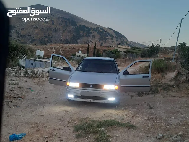 سيارة توليدو 1600 بنزين
