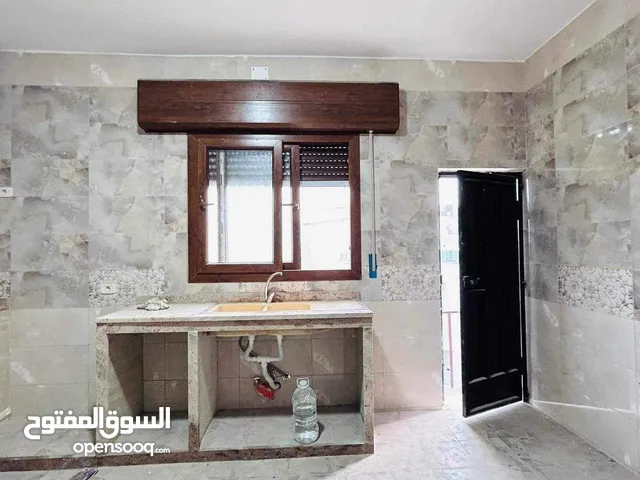 200 m2 3 Bedrooms Apartments for Rent in Tripoli Gorje